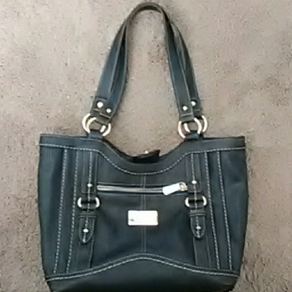 BOC (born concept) purse